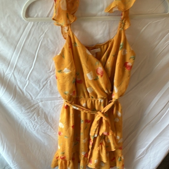 LC Lauren Conrad mustard colored flower (Wispy, Flowy) Dress- size XS - Picture 4 of 8